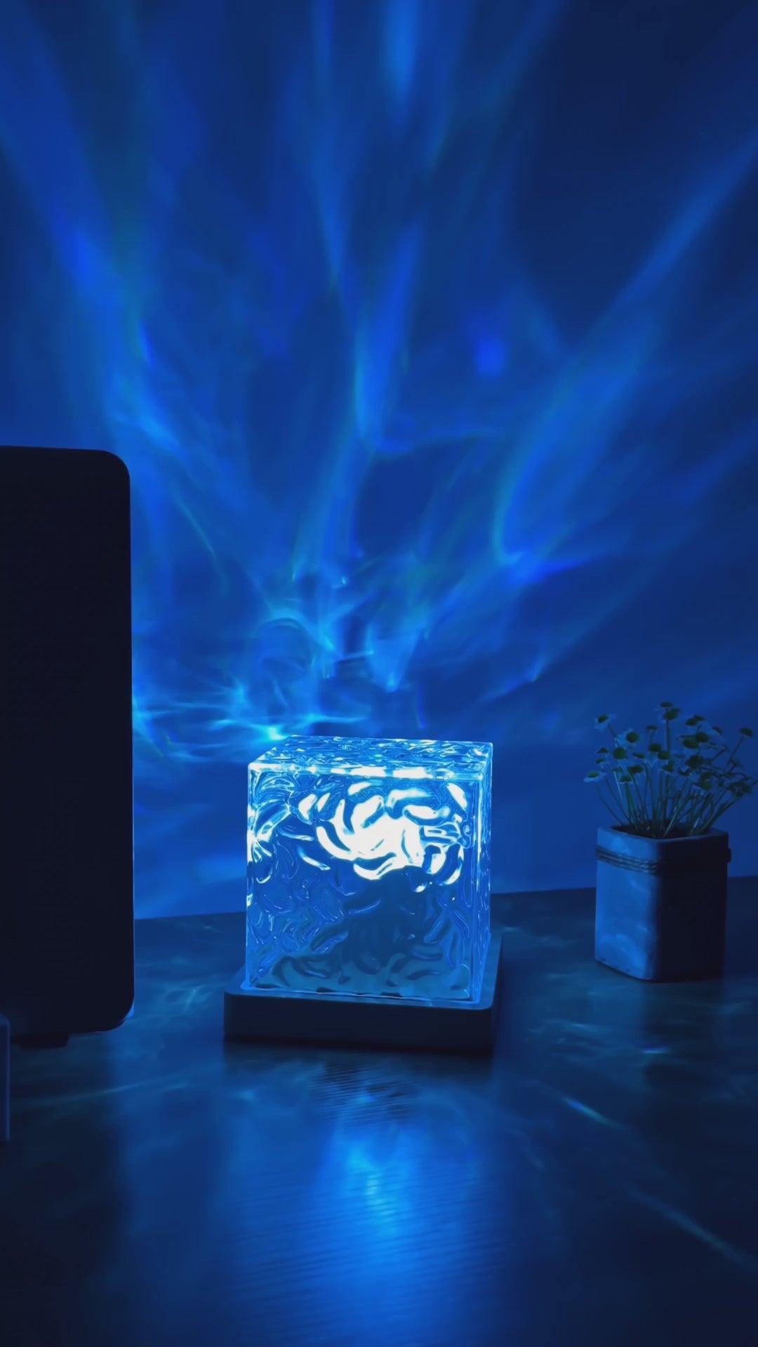 Lámpara Proyector de Olas Oceánicas 🌊 16 Colores | Wavaura